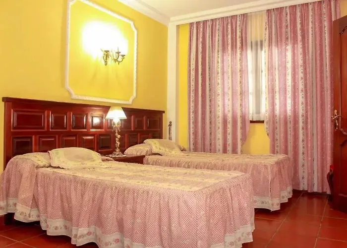 Charming House With Pool In Holiday home